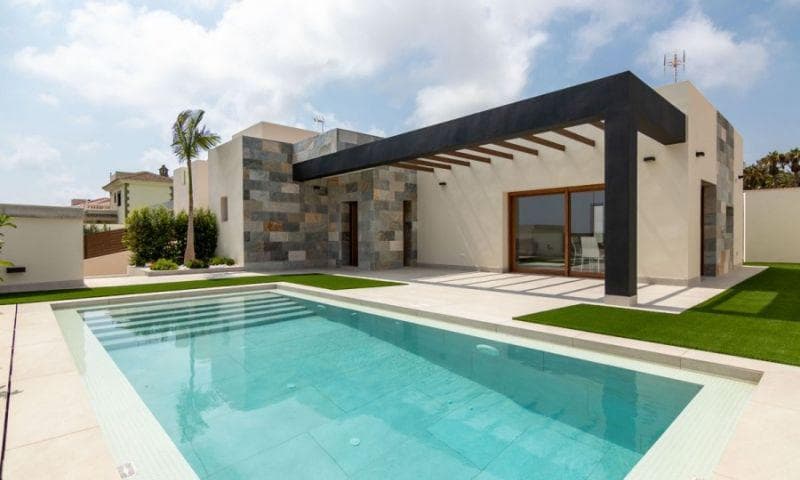 HOUSING IN A CONSOLIDATED URBANIZATION ON THE COAST - foto 1