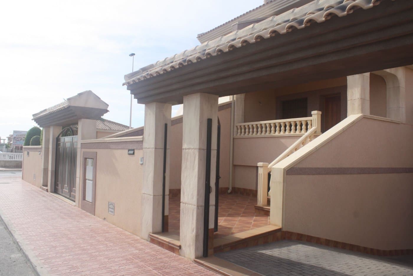 BEAUTIFUL TOWNHOUSE IN LOS ALTOS, TORREVIEJA - foto 1