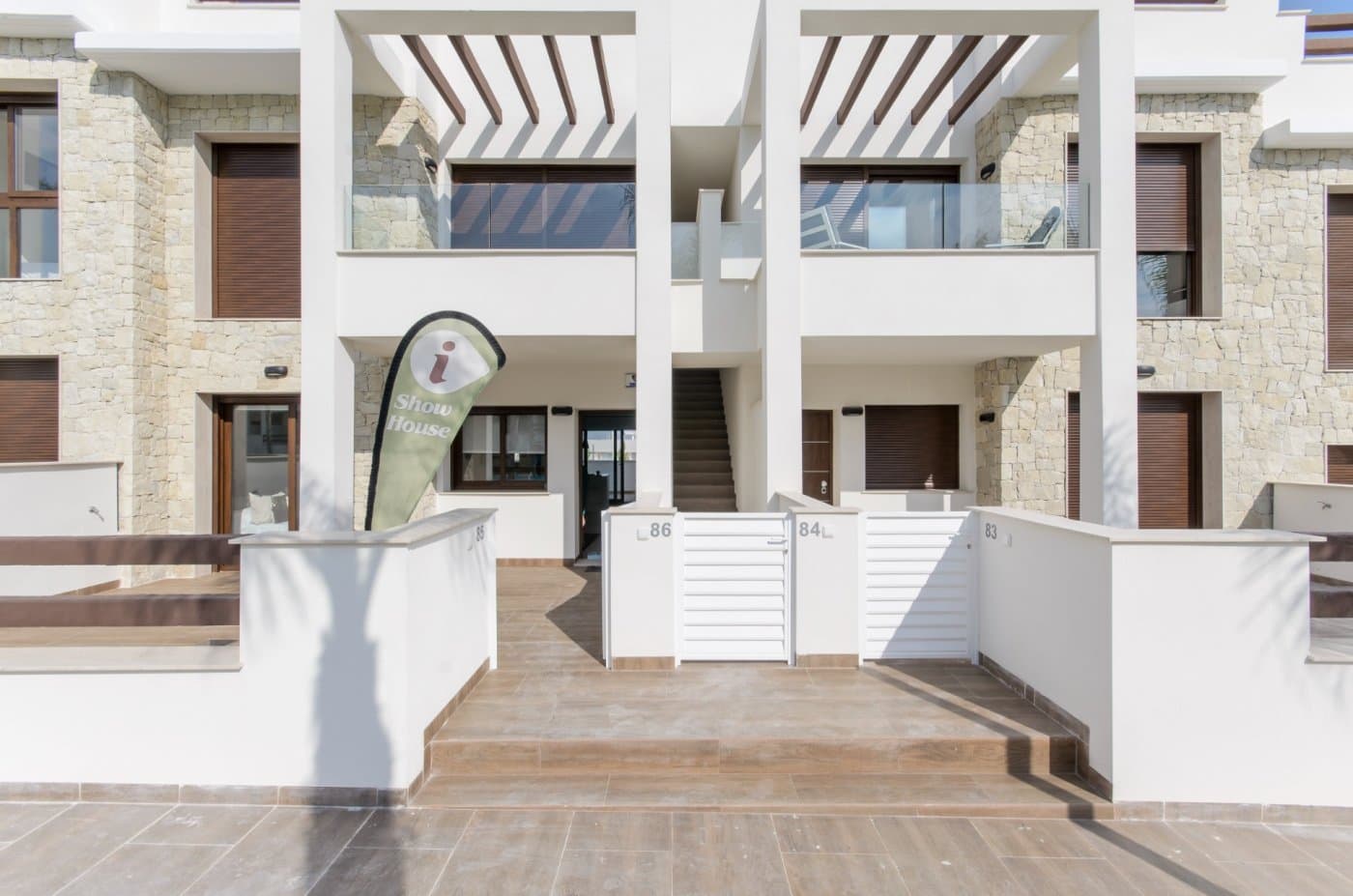 NEW BUILD RESIDENTIAL OF BUNGALOW APARTMENTS IN LOS BALCONES, TORREVIEJA - foto 1