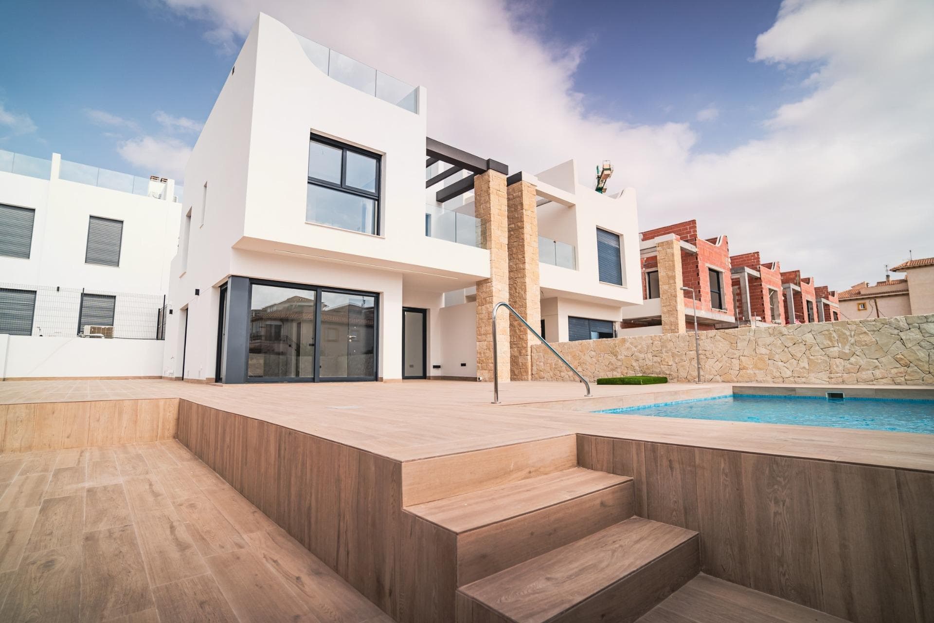 NEW BUILD RESIDENTIAL COMPLEX IN PUNTA PRIMA - foto 1