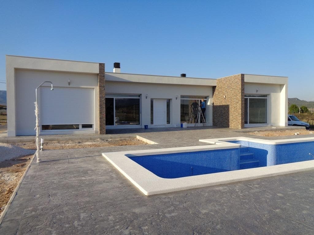 VILLAS DE OBRA NUEVA EN PINOSO - foto 2