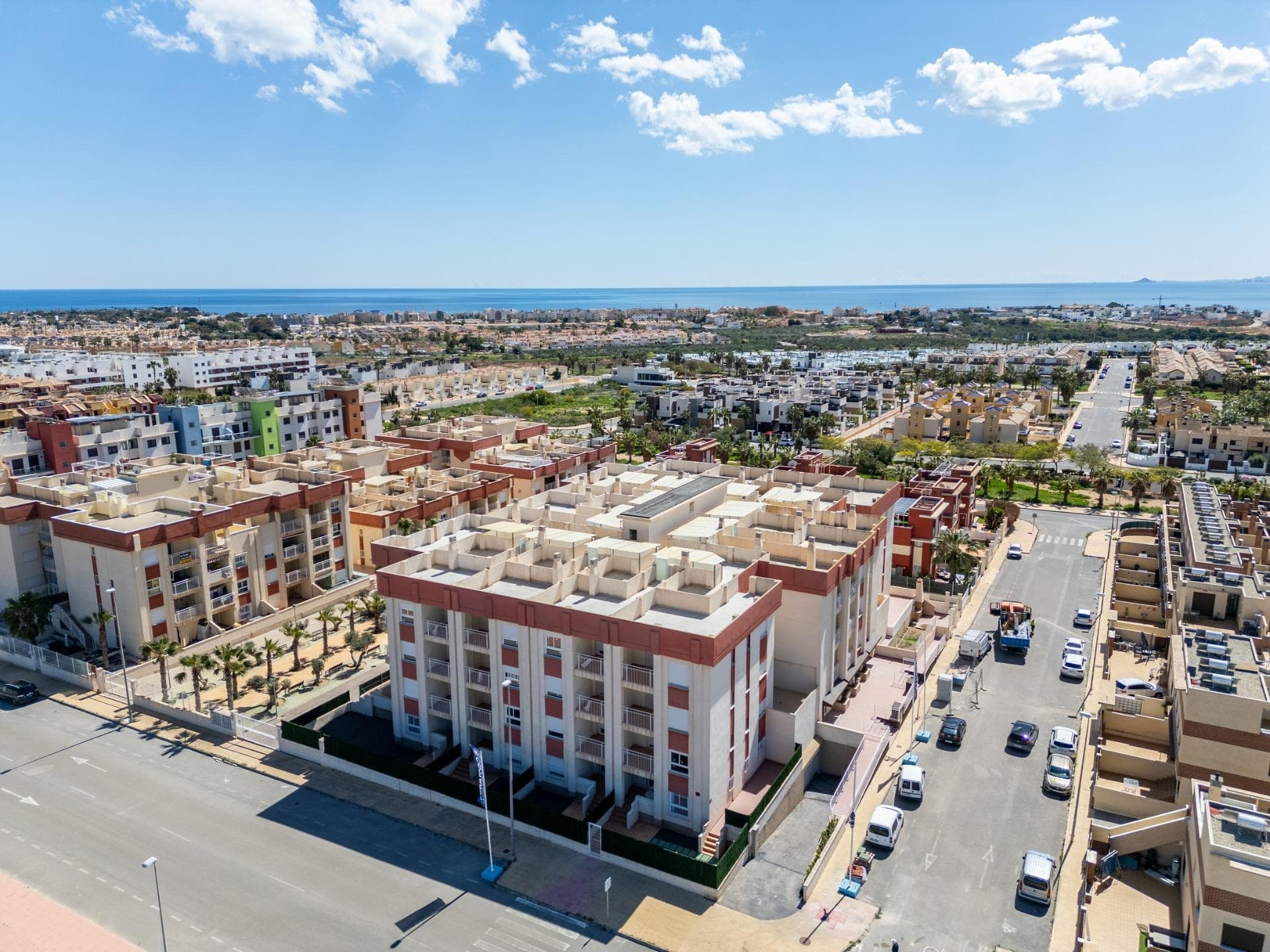 Complejo Residencial Regenerado en Lomas de Cabo Roig - Apartamentos Reformados - foto 2