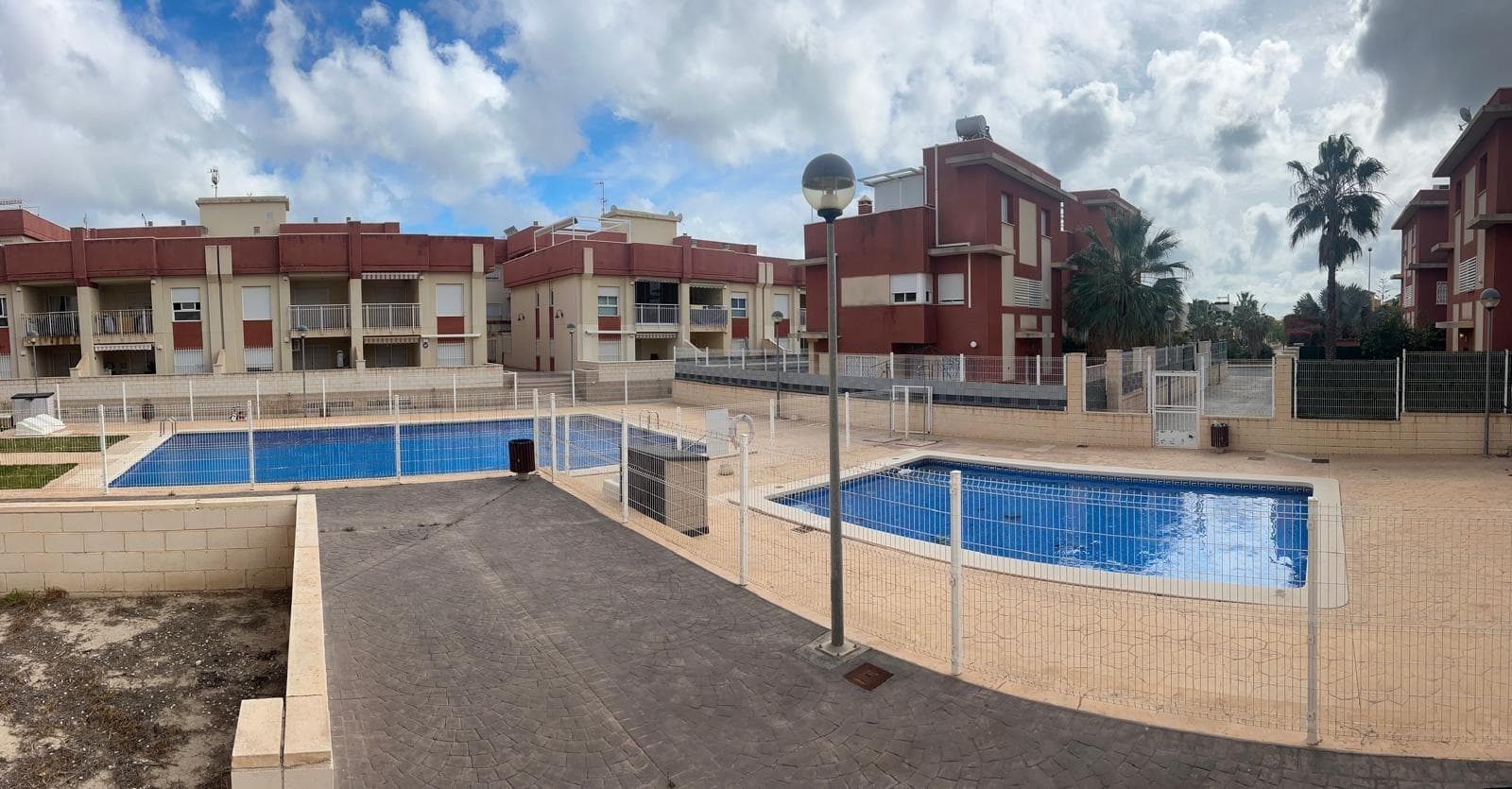 Regenerated Residential Complex in Lomas de Cabo Roig – Renovated Apartments - foto 1