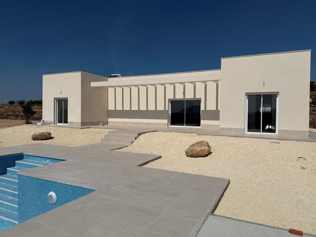 Nieuwbouwwoningen in Pinoso op landelijke percelen - foto 1