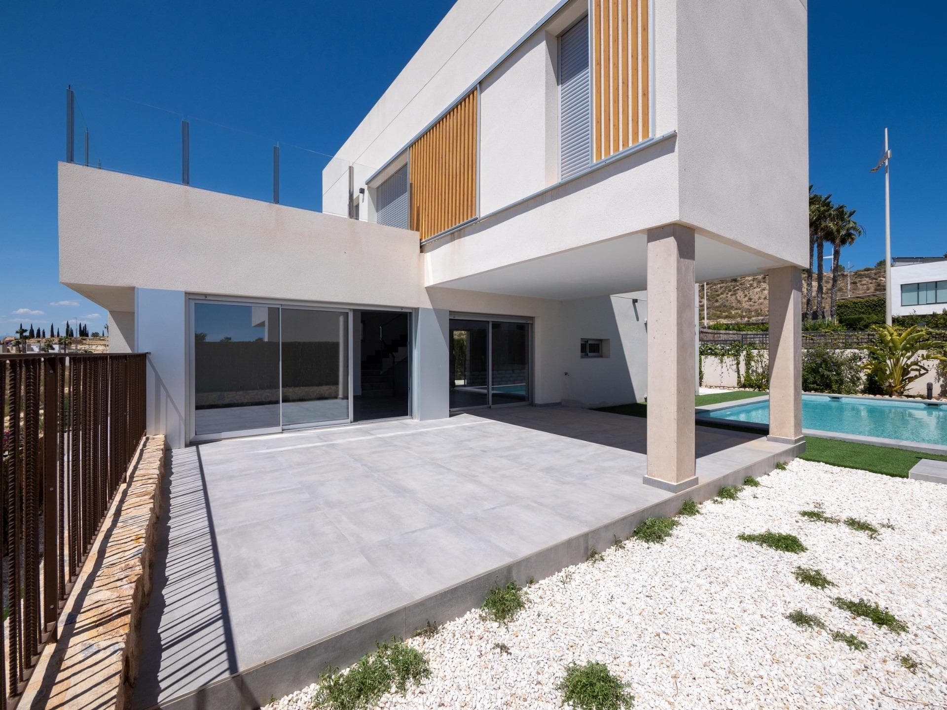 MODERNE DESIGN-VILLA MIT GOLFBLICK - foto 1